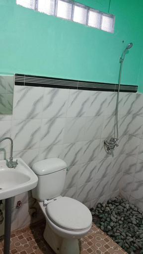 Bathroom 3, Rice field guest house, Ende