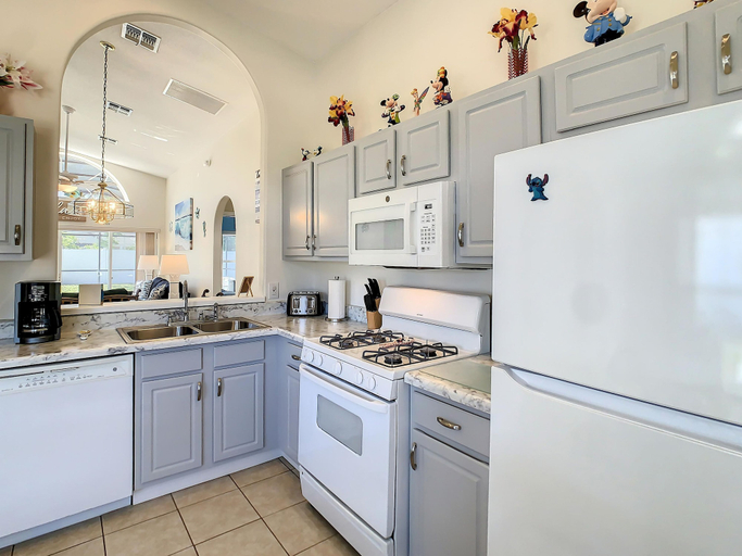 Room 4, Relax Away Villa Private Pool Home Near Disney, Osceola