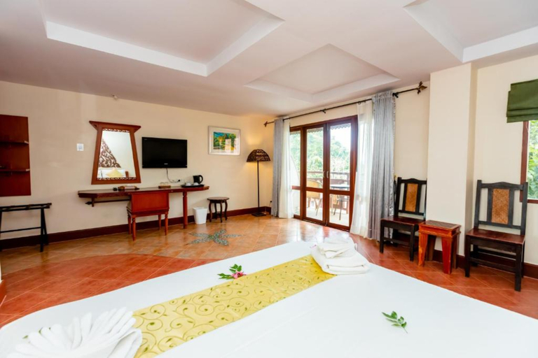 Anyavee Aonang Bay Resort - Tap to explore photos