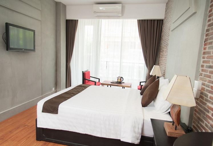 Bedroom 8
