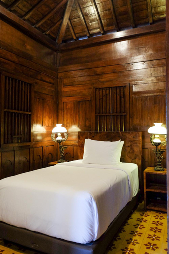 Bedroom 2, Bale Devata Resort, Sleman