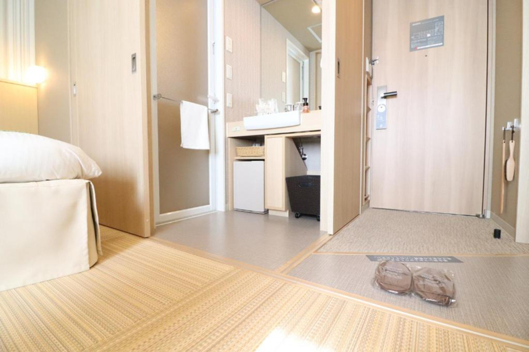 Bedroom 12