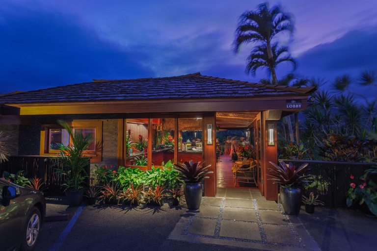 Public Area 2, Paradise Bay Resort, Honolulu