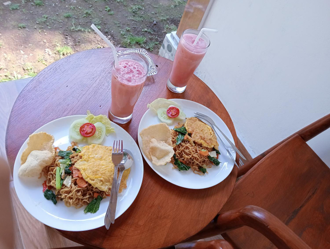 Food & Drinks 4, Jepun Homestay Lemukih, Buleleng