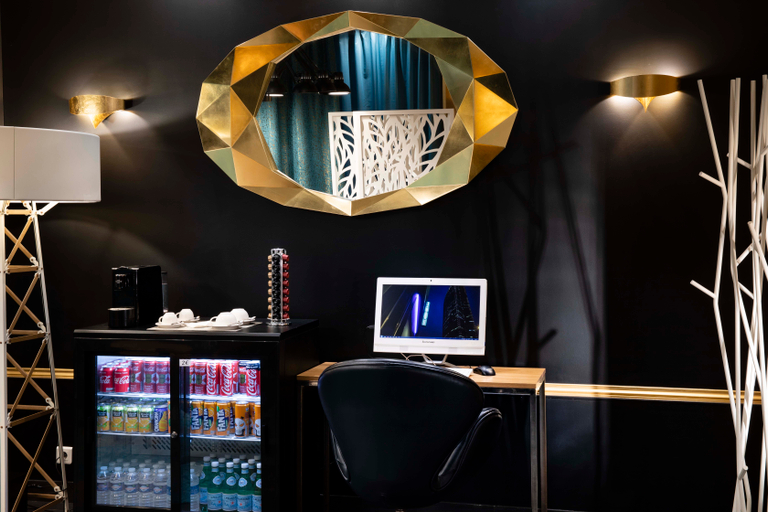 Public Area 3, Hotel Montparnasse St Germain, Paris