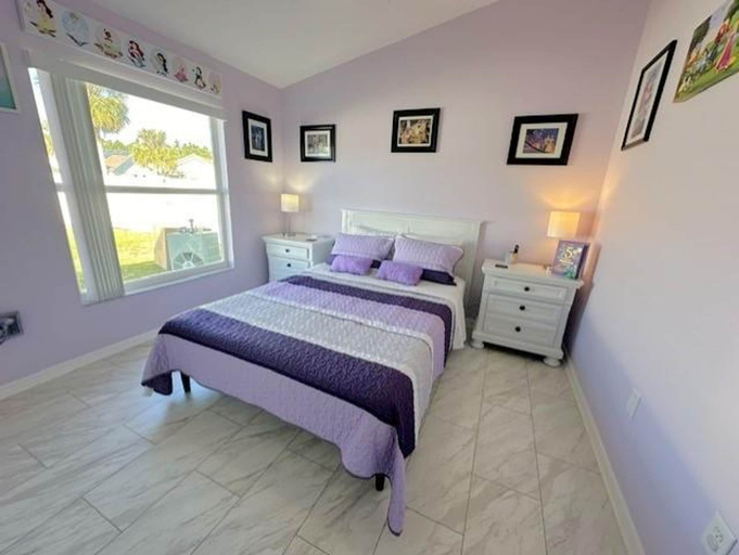 Room 5, Relax Away Villa Private Pool Home Near Disney, Osceola