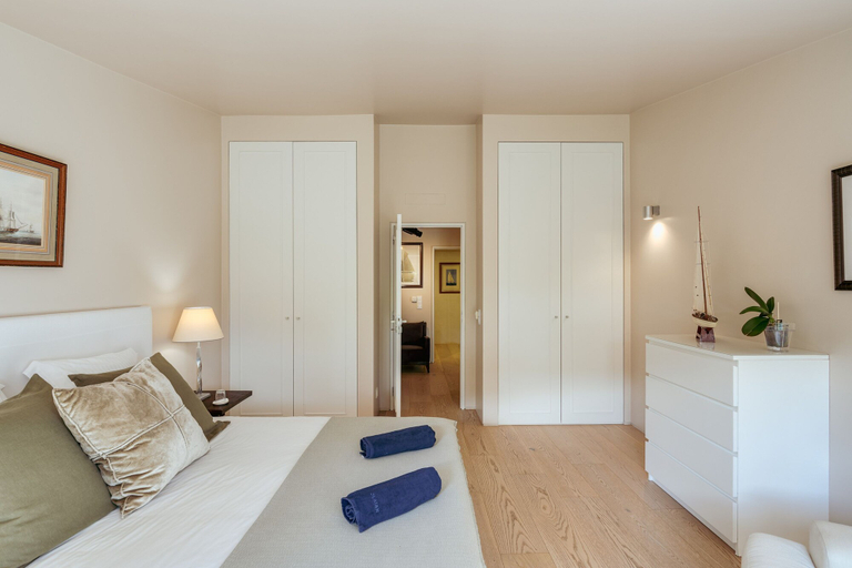 Room 2, Light Villa by Cadenzalux, Cascais