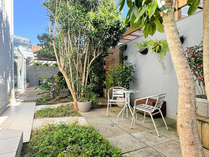 Outdoor dining 3, Casa Moderna e Aconchegante, Florianopolis
