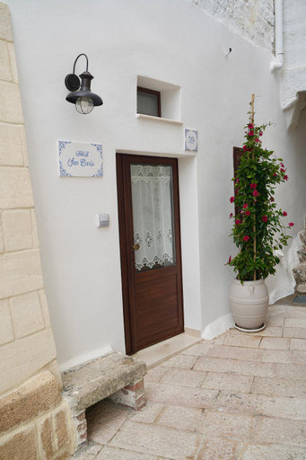Others 3, B&B San Carlo, Taranto