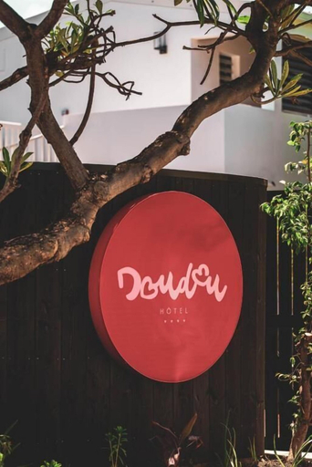 Exterior & Views 2, Doudou Hotel by Dina Mogarbine, Saint-Paul