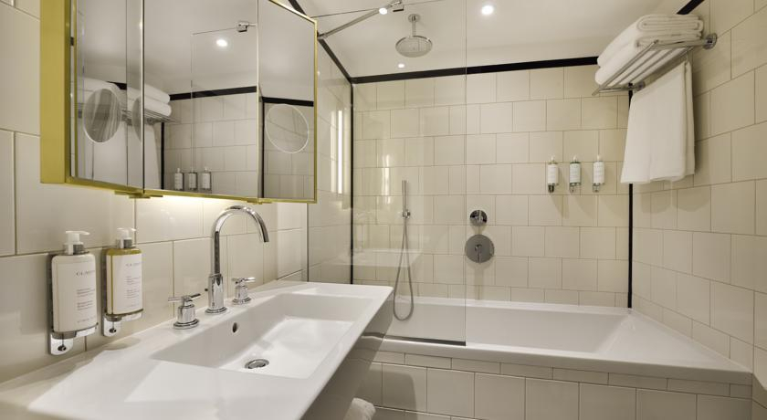 Bathroom 4, Hôtel L'Échiquier Opéra Paris - MGallery, Paris