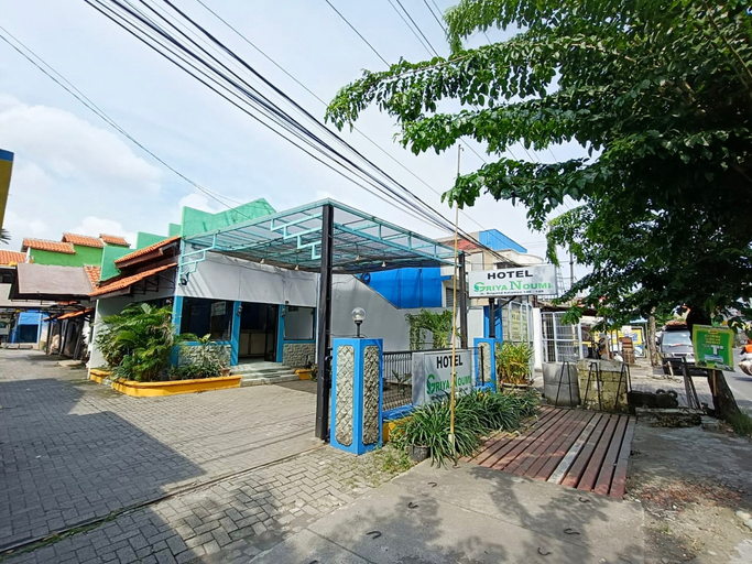 Exterior & Views 2, Yutaka Inn Noumi Bungurasih, Surabaya