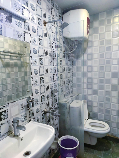 Bathroom 4, CLOUD7, Nainital