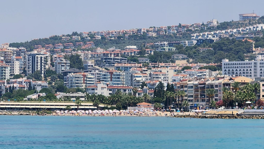 Exterior & Views 1, Traumhaus mitten in der City 60 Meter zum Meer, Kuşadası