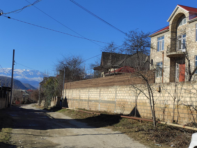 Others 2, GUEST House, Quba