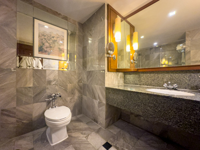 Bathroom 21