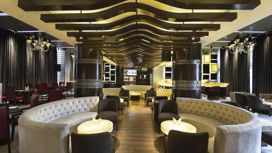 Food & Drinks 5, Udman Hotel Chattarpur, Delhi
