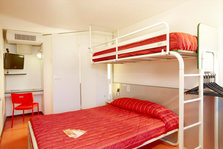 Bedroom 10