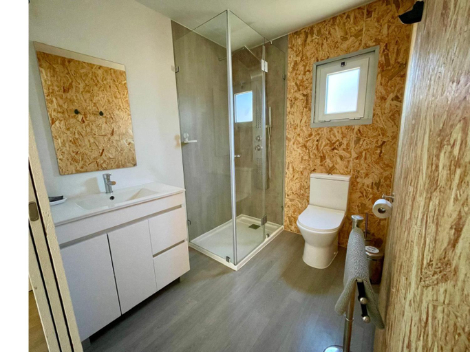 Bathroom 3, 818 Centro Nautico Bungalows, Vila Real de Santo António