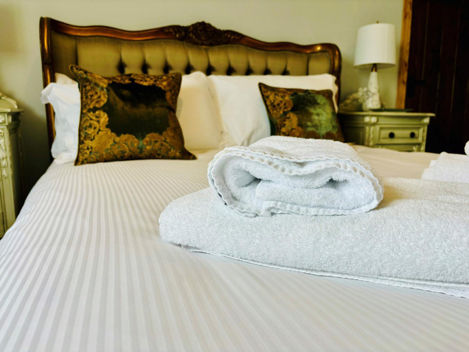 Bedroom 2, Sneaton Castle, North Yorkshire
