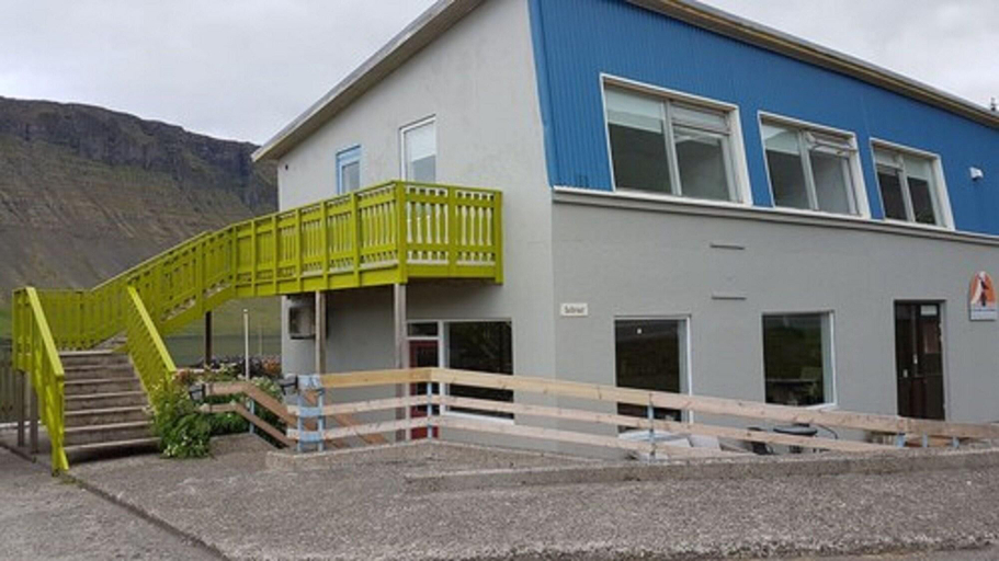Exterior & Views, Harbour Inn guesthouse, Vesturbyggð