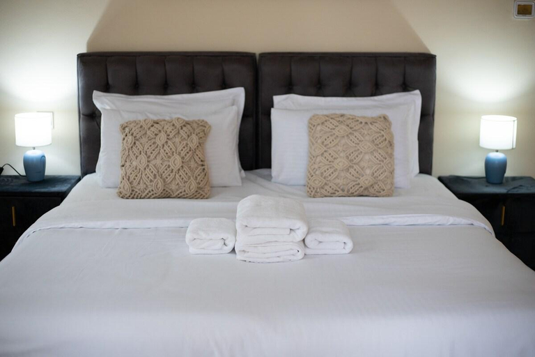 Others 3, Spacious 4BR Apartment in JBR next to the Beach, Dubai