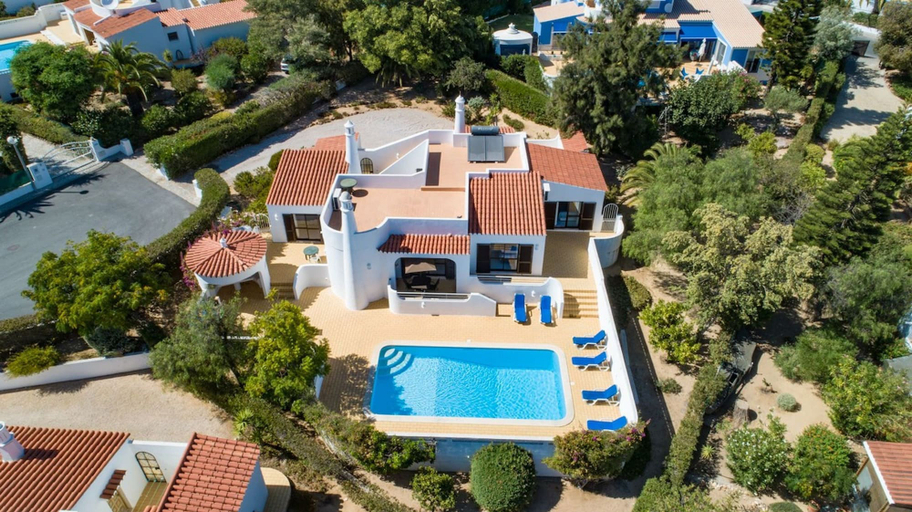 Room 2, Carosim Quiet Location Close to Beach Private, Lagoa