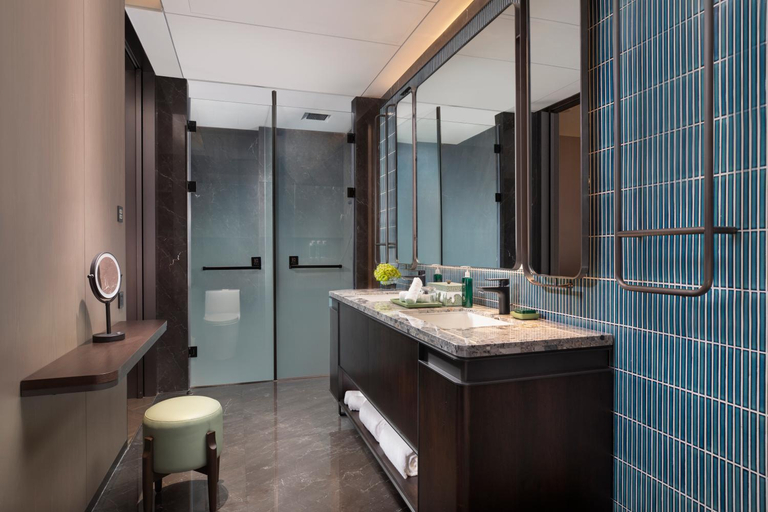 Bathroom 2, Indigo Suzhou Yangcheng Lake By IHG, Suzhou