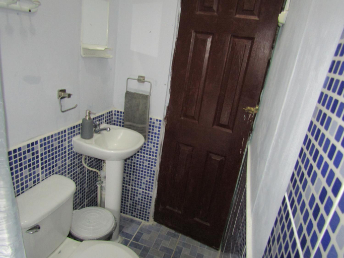 Bathroom 2, Casa Vieja Guest House, Santa Ana