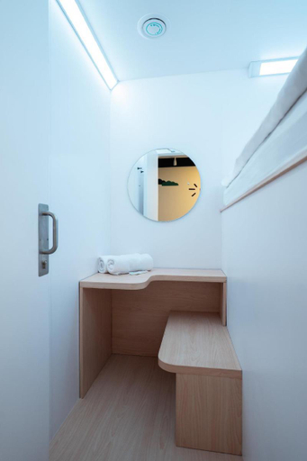 Bathroom 22