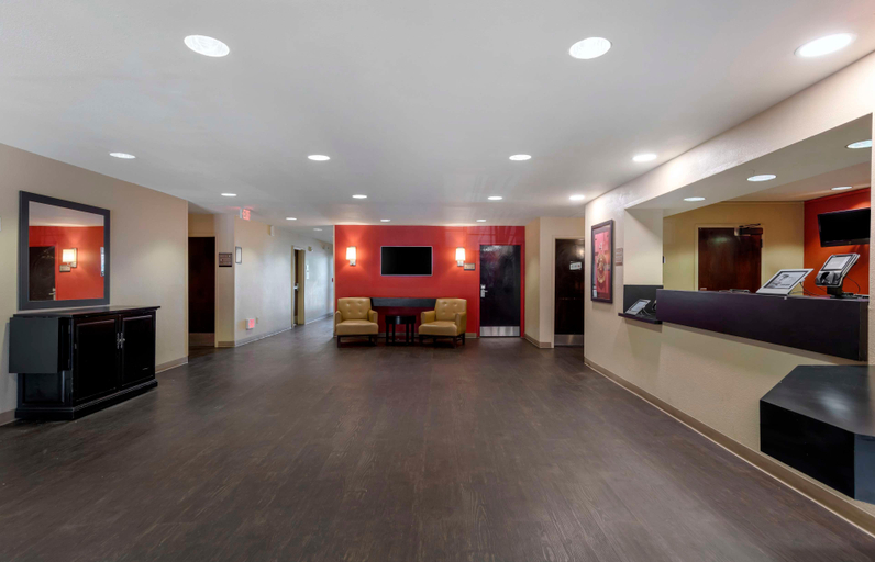 Public Area 2, Extended Stay America Suites Orange County Katella Ave, Orange