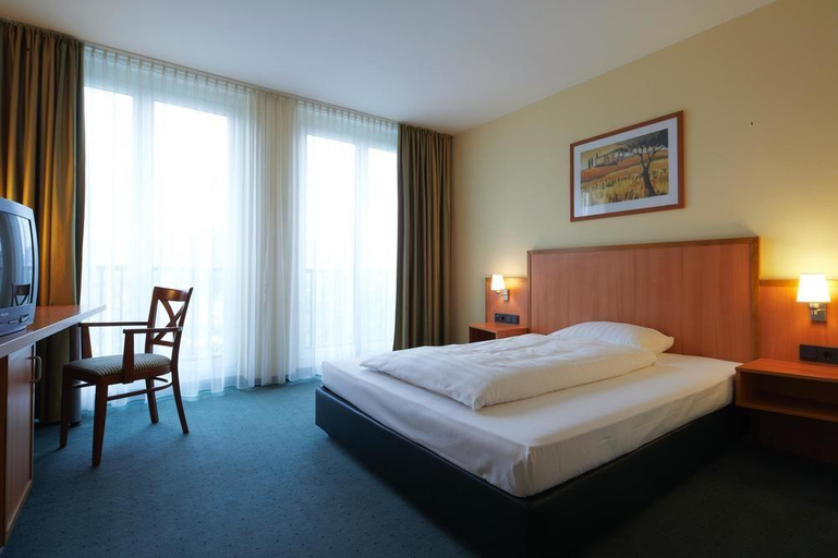 Bedroom 2, InterCityHotel Bremen, Bremen