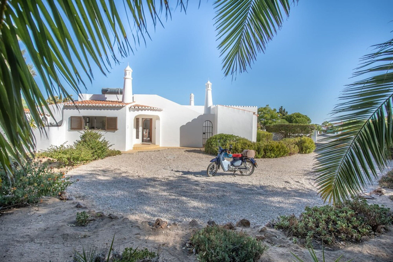 Room 5, Carosim Quiet Location Close to Beach Private, Lagoa