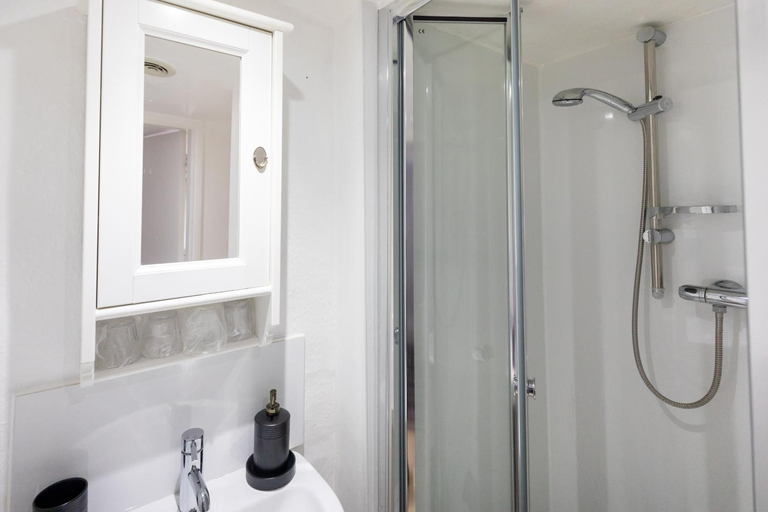 Bathroom 3, The Court, Shropshire