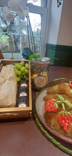 Food & Drinks 4, Riverside Cottage at Logwood Mill, Antrim and Newtownabbey