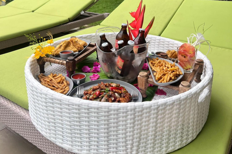 Food and beverages 3, ELIVAAS 6 BHK Farmhouse with Pvt Pool & Garden - Enchantia, Gurgaon
