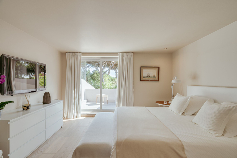 Room 5, Light Villa by Cadenzalux, Cascais