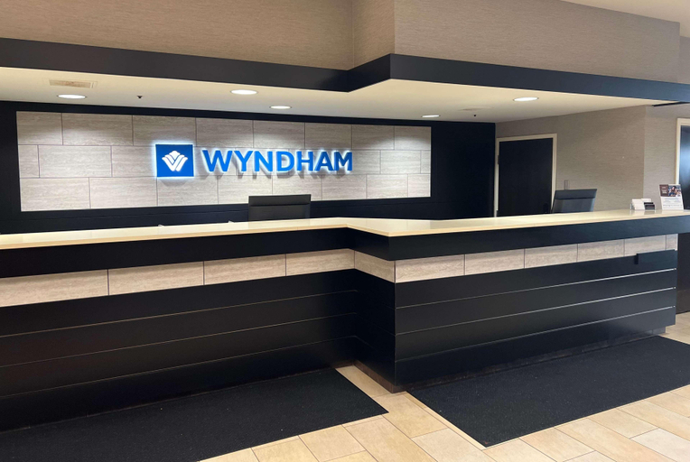Public Area 3, Wyndham Minneapolis South/Burnsville, Dakota