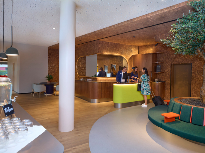 Public Area 5, Novotel Zurich City-West, Zürich