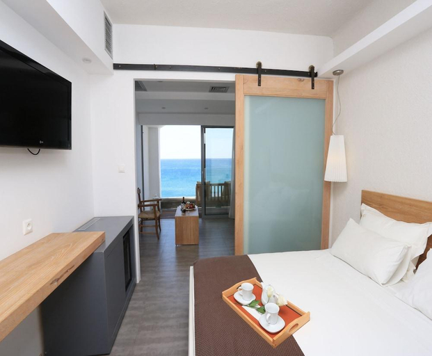 Bedroom 3, Petra Mare, Crete
