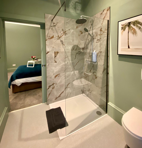 Others 2, Boutique Home Stay - Bliss Studio, Renfrewshire
