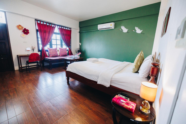 Bedroom 8