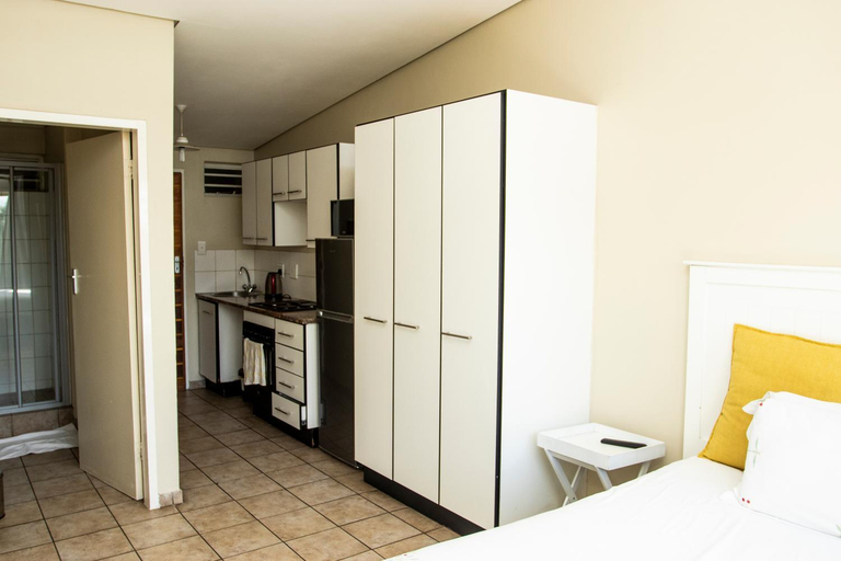 Others 3, Mbizo Cozy Retreat 409, City of Tshwane
