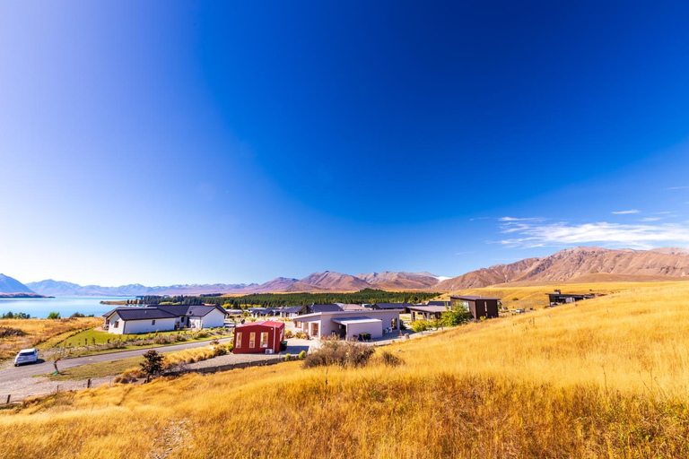 Others 5, The Red Nest - Lake Tekapo, Mackenzie