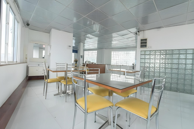 Others 5, Metro City Hotel, Colombo