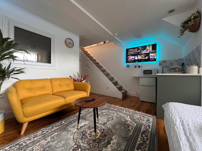 Others 5, Haven Homes - Central Luton Studio Apartments, Luton