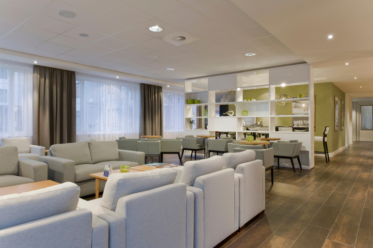 Public Area 4, Holiday Inn Express AMSTERDAM - SCHIPHOL by IHG, Haarlemmermeer