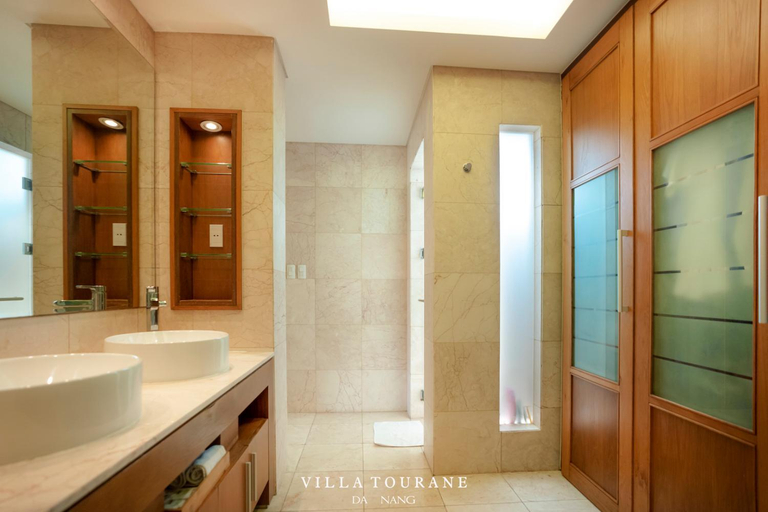 Bathroom 3, Villa Tourane - Ocean Villa, Da Nang