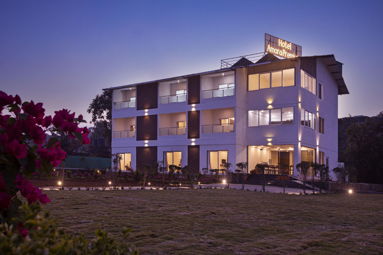 Public Area, Hotel Amora Premium, Satara