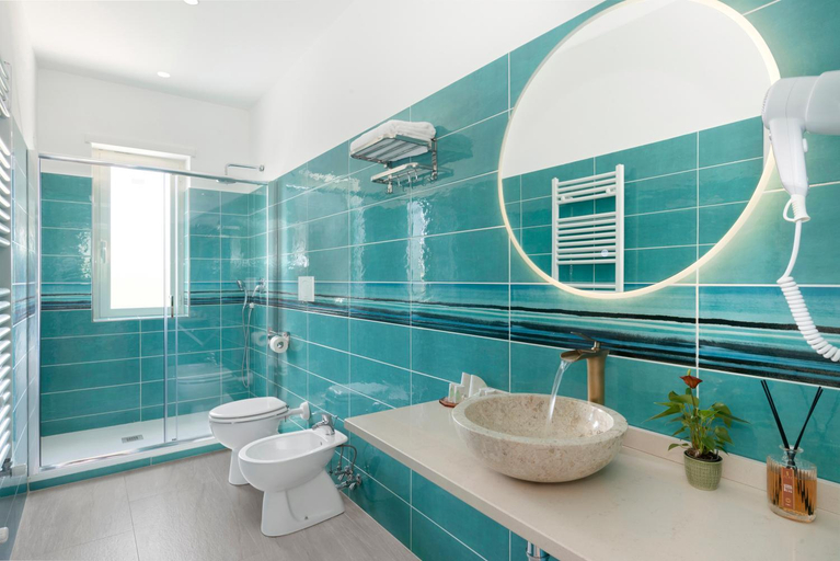 Bathroom, Hotel Desiree, Napoli